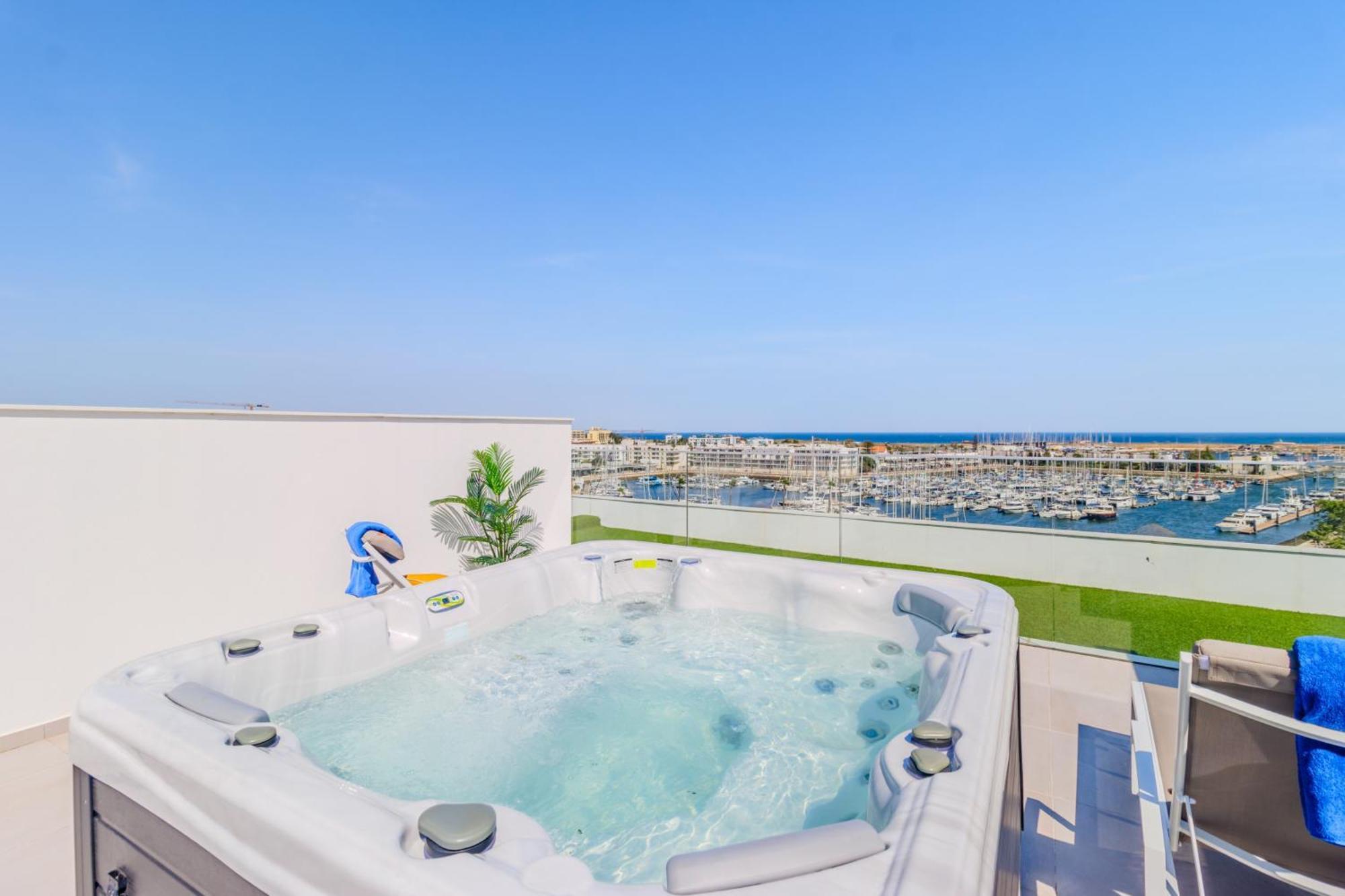 The Ocean Penthouse Vr2-5a
